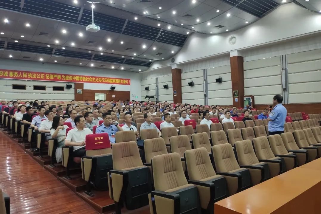 龙华.jpg